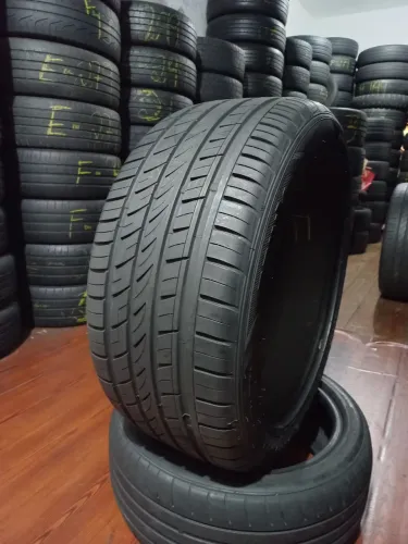 Pneu 285/45/19 Prinx. Um pneu semi novo por R$499,00. Disk entrega