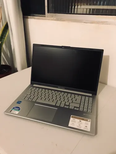 ASUS VIVOBOOK