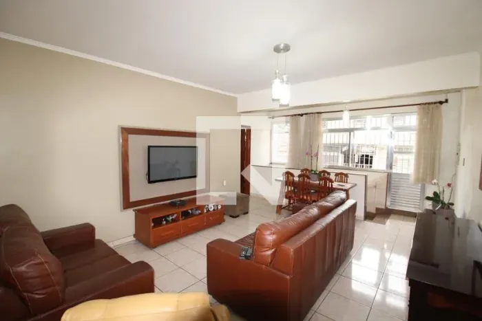 Casa à Venda - Santana, 2 Quartos, 240 m2