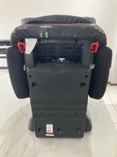 Cadeirinha marca Infanti Cockpit Lava