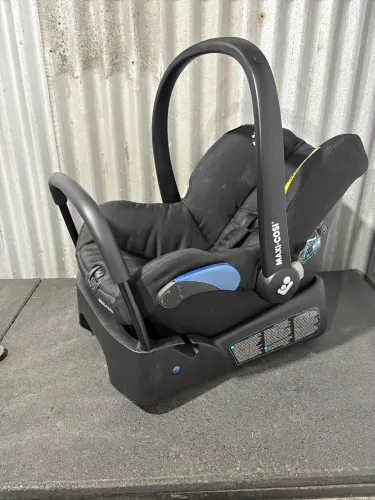 Bebê Conforto Maxi-Cosi + Base - Excelente Estado