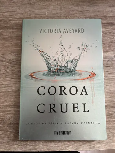 Livro Coroa Cruel