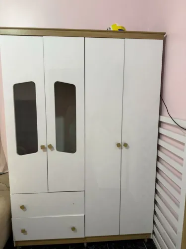 Guarda-roupa Infantil com rodinhas