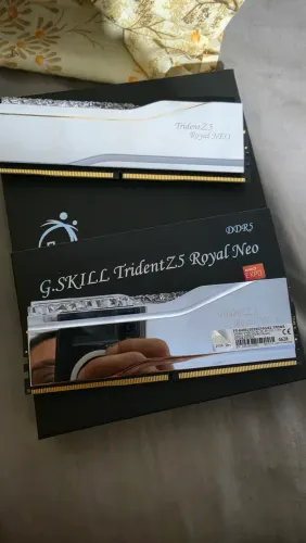 Memoria ram ddr5 32GB G Skill Trident Z5 Royal Neo 6400mhz cl30