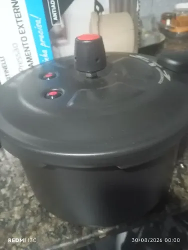 Panela de pressão antiaderente fechamento externo 5litros