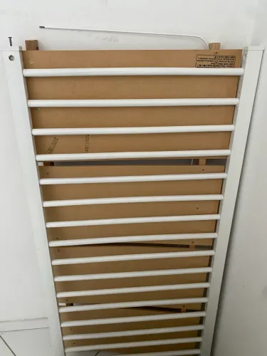 Berço com colchão, pouco usado!