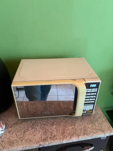 Microondas midea 20L 