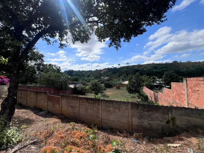 VENDE-SE CHÁCARA NO BAIRRO CIDADE NOVA