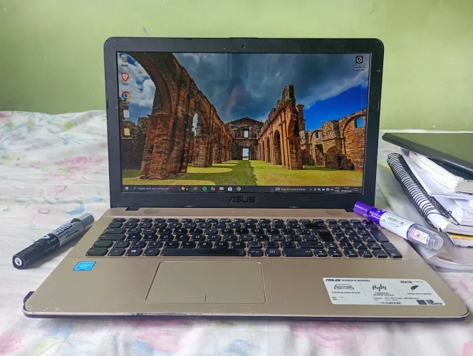 Notebook ASUS X541N - Perfeito para estudos, trabalhos e tarefas do dia a dia!