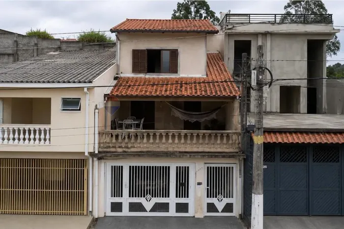 Sua Casa dos Sonhos em Cajamar: Preço Reduzido!