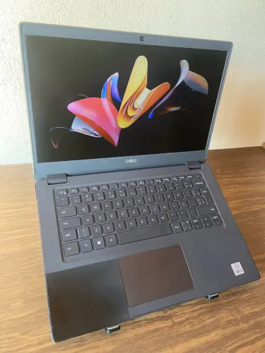 Notebook Dell i5 10ª Geração / UHD Graphics / 8GB RAM / 256GB SSD + 1TB HDD / Tela 14?