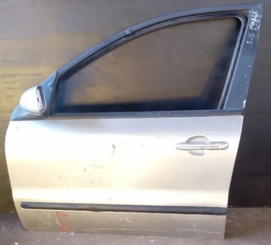 Porta dianteira esquerda fiat Marea 2003 á 2008