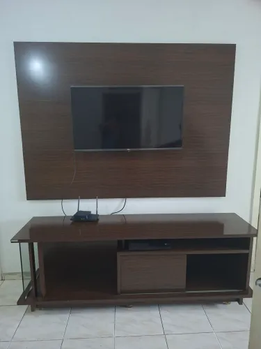 RACK COM PAINEL PARA TV - EXCELENTE ESTADO