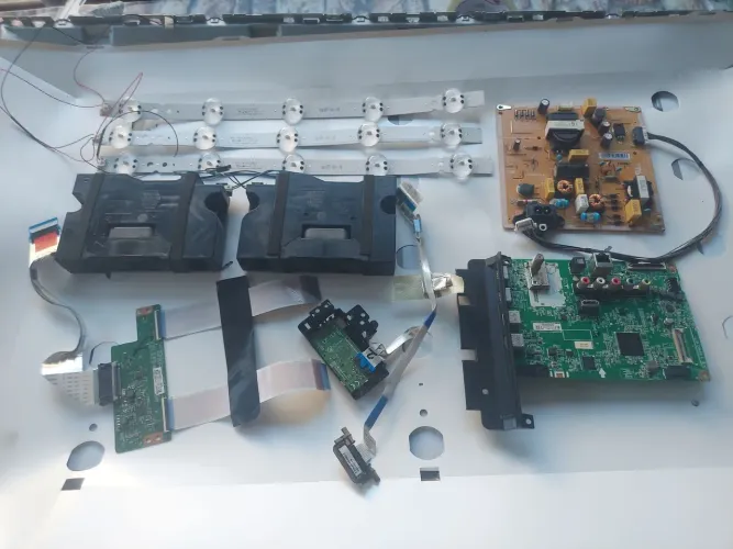 Peças da TV LG 43LM6300PSB