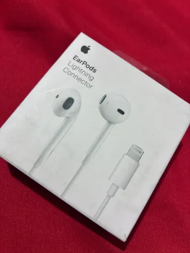 Apple EarPods - Lightning Conector