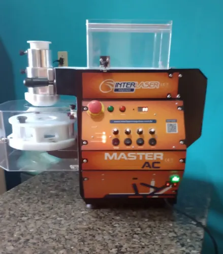 Máquina de fazer salgados 