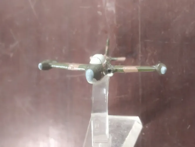 mimiatura do avião da FAB