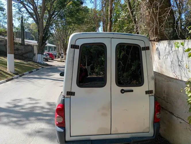 Capota de fibra para Montana