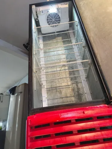 Cervejeira imbera gelando muito bem dependendo do local entrega grátis hoje mesmo 