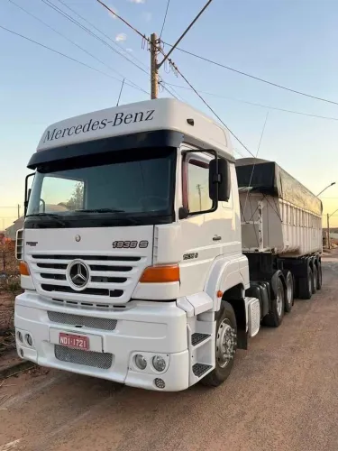 Vendo conjunto caminhão 2005, caçamba noma,  1938 6x2 