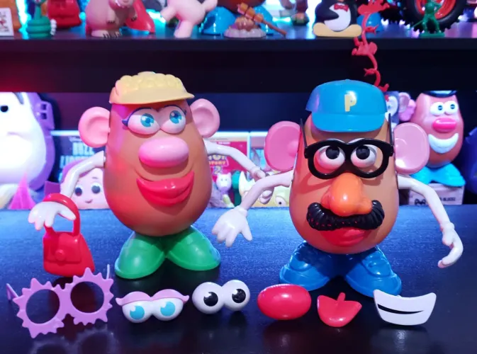 Toy Story Sr. e Sra. Cabeça de Batata (C, assessórios) 
