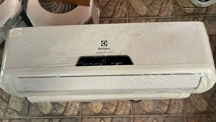 Electrolux - 12 mil BTUs- R410