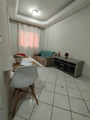 Quarto e Sala Mobiliado c/ Garagem, Ar e Máquina de Lavar - Jardim Camburi