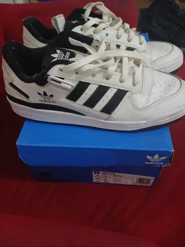 Tênis adidas fórum low original