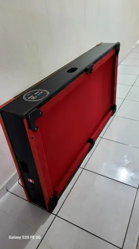 Vende-se mesa de Sinuca e Air Hockey 2 em 1.