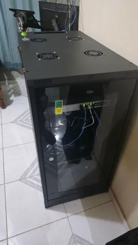 RACK DE PISO PORTA DE VIDRO 20U X<br><br>1000MM - TRIUNFO STANDARD