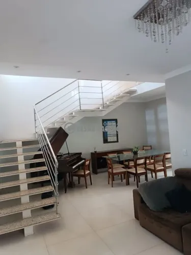 Casa em Condomínio Sobrado Jardim Saint Gerard Casa em condomínio disponível para venda na
