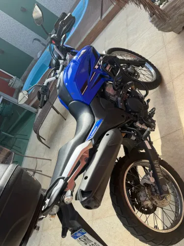 Moto Xtz semi nova 