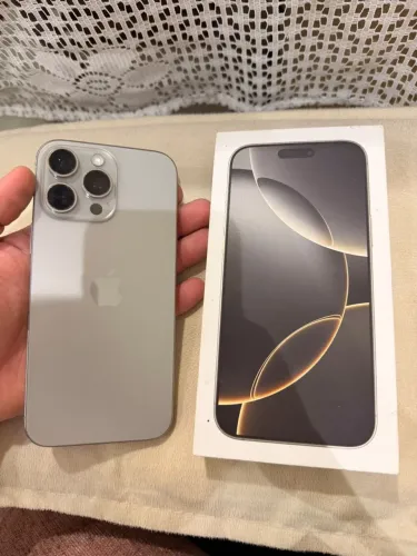 iPhone 16pro max 256gb de memória ( nunca trocado peça )