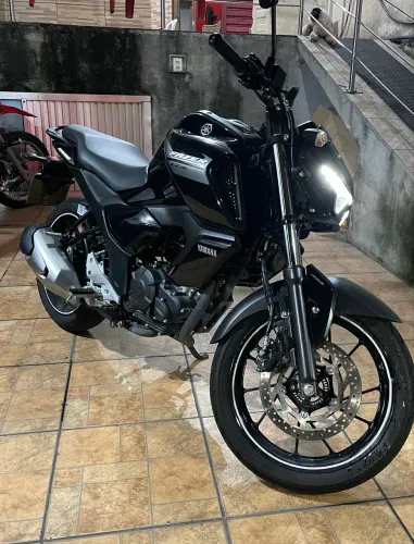Vende-se moto quitada!