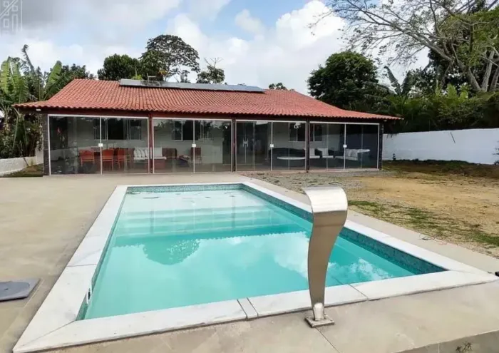 Imóvel para venda possui 235 metros quadrados com 4 quartos em Aldeia - Paudalho - PE