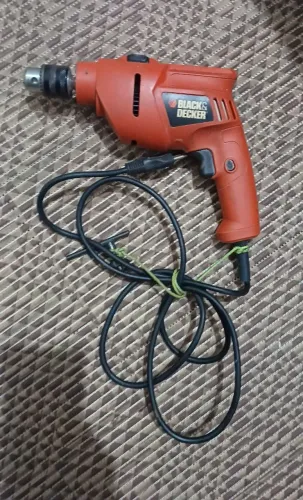 Furadeira Black & Decker