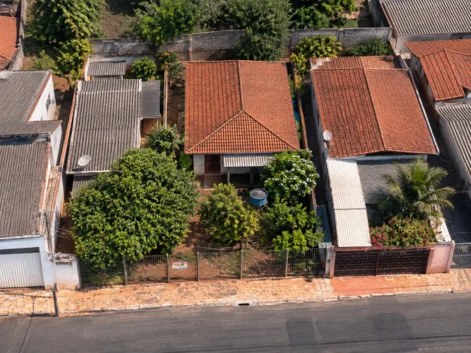 Lote de 553 m2, próximo a pecuária