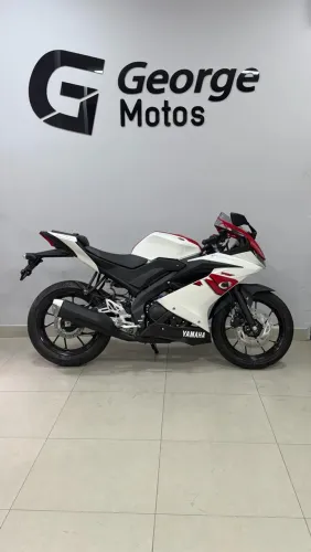 Yamaha R15 Zero km