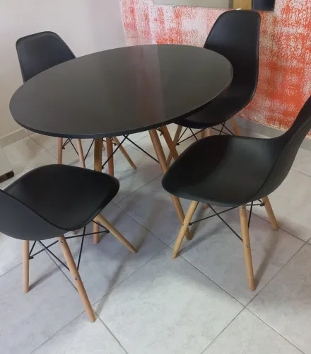 Kit Mesa de Jantar 80cm + 4 Cadeiras