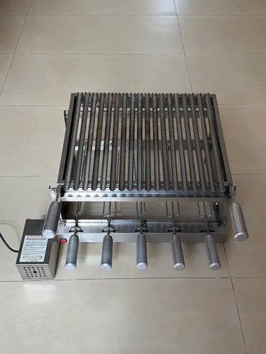 Gira Grill 5 espetos com grelha Argentina 