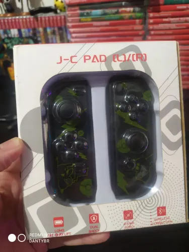 Joy-con Switch 1 - pikachu