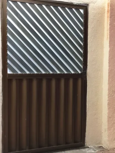 Portão de Alumínio Bronze