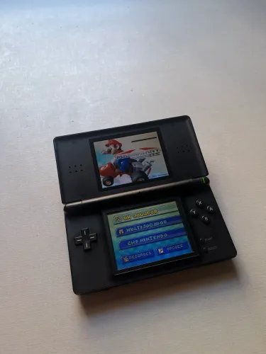 Nintendo DS Lite - SEM BATERIA - DETALHE NA TELA