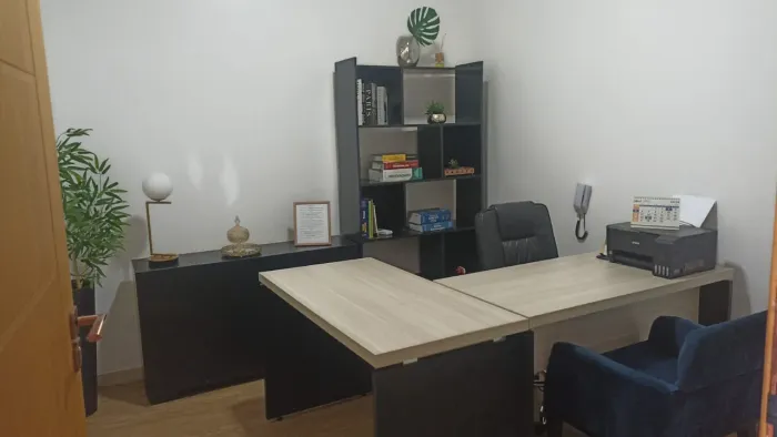 Vende-se mesa escritório