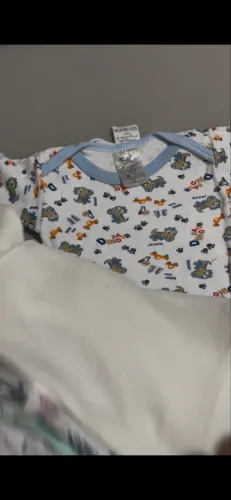 Roupinha de bebê menino
