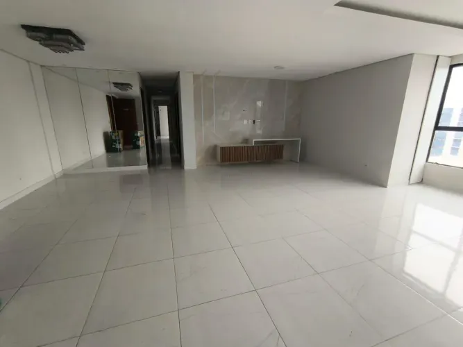 Apartamento para aluguel, 04 suites, splits, lazer em Intermares