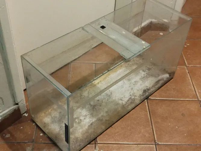 Aquário 100 litros 