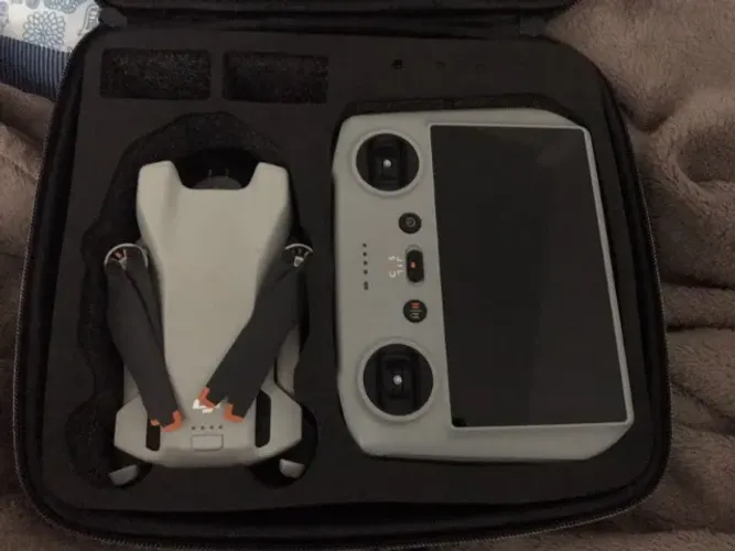 Dji Mini 3 - Controle com tela