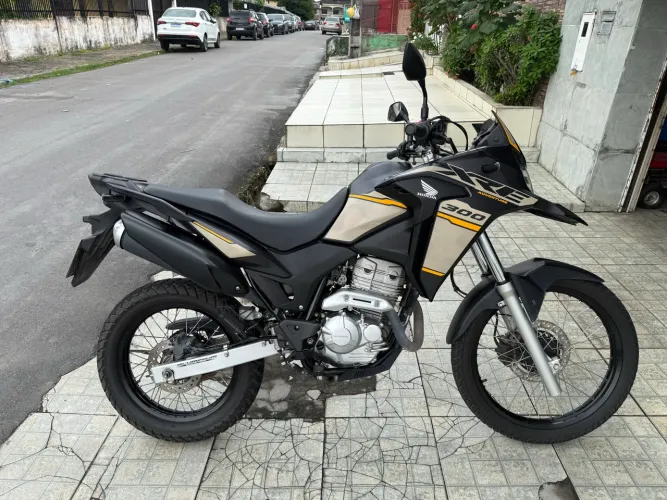 Xre 300 adventure