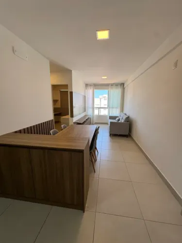 Apartamento mobiliado para alugar na Ponta Verde!